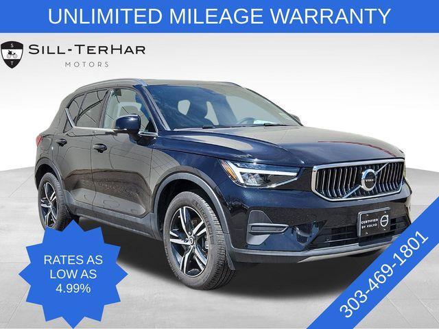 2025 Volvo XC40