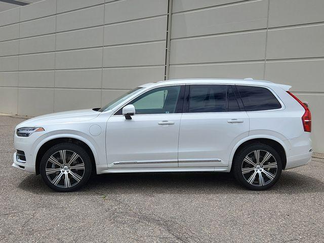 Photo of 2023 Crystal White Metallic Volvo XC90 Recharge Plug-In Hybrid