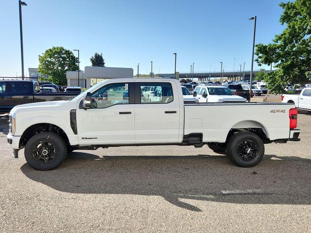 Photo of 2025 Oxford White Ford F-350