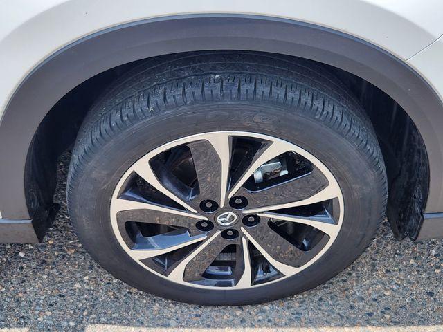 Photo of 2022 Snowflake White Pearl Mazda CX-5