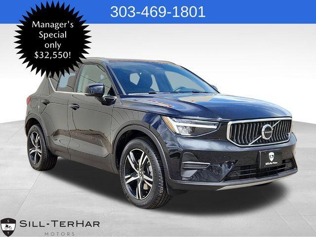 2025 Volvo XC40