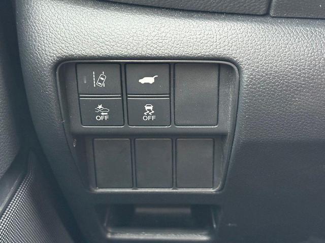 Photo of 2019 Obsidian Blue Pearl Honda CR-V