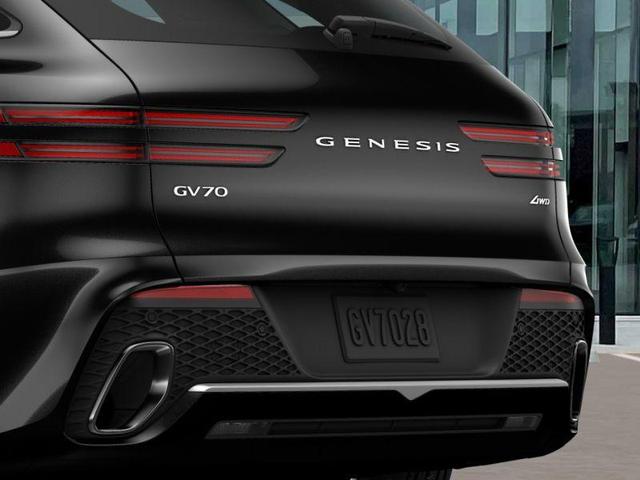 Photo of 2025 Vik Black Genesis GV70