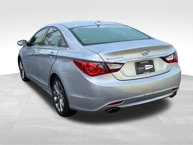 Photo of 2012 Radiant Silver Metallic Hyundai SONATA