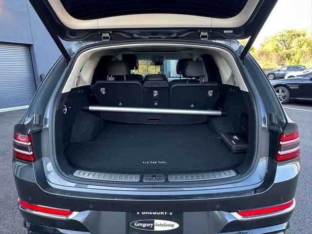 Photo of 2023 Himalayan Gray Genesis GV80
