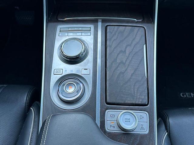 Photo of 2023 Himalayan Gray Genesis GV80