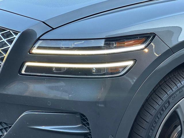 Photo of 2023 Himalayan Gray Genesis GV80