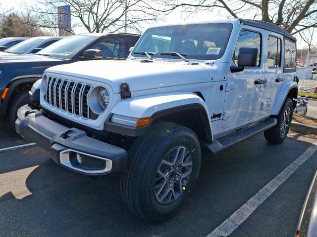 Photo of 2025 Bright White Clearcoat Jeep Wrangler