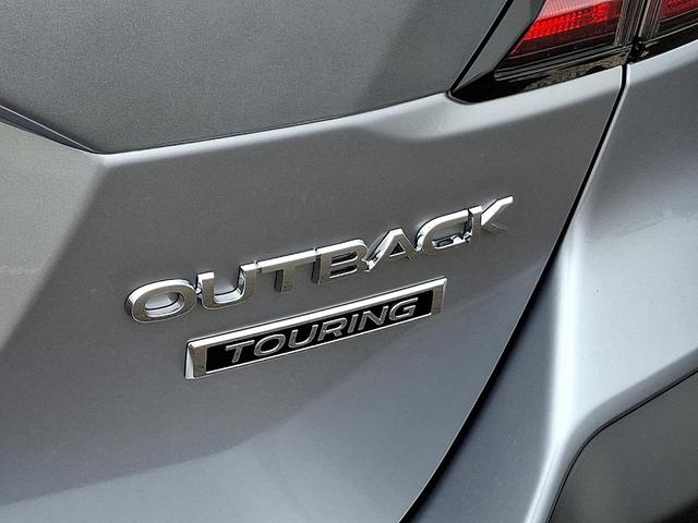 Photo of 2025 Ice Silver Subaru Outback