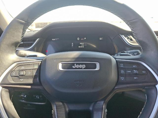 Photo of 2021 Metallic Jeep Grand Cherokee L