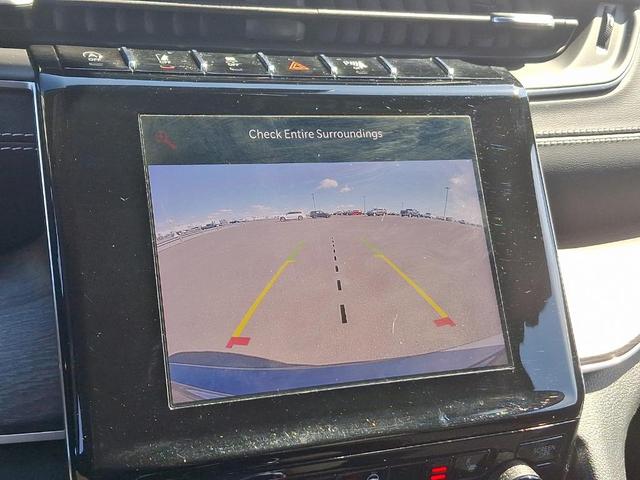 Photo of 2021 Metallic Jeep Grand Cherokee L