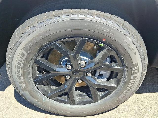 Photo of 2025 Silver Zynith Jeep Grand Cherokee L