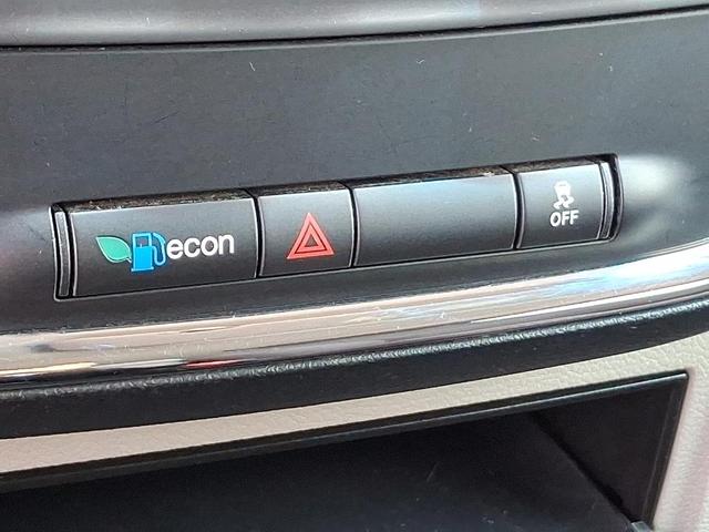 Photo of 2014 Brilliant Black Crystal Pearlcoat Dodge Grand Caravan