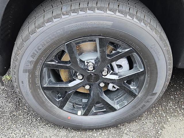 Photo of 2025 Diamond Black Jeep Grand Cherokee