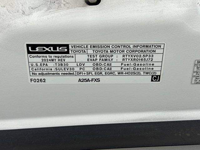 Photo of 2024 Eminent White Pearl Lexus ES 300h