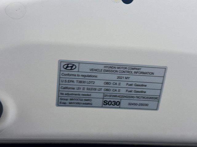 Photo of 2021 Quartz White Hyundai SANTA FE