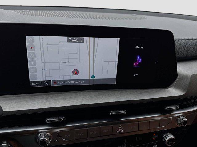 Photo of 2024 Wolf Gray Kia Telluride