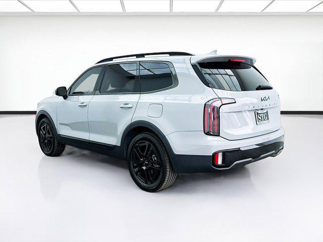 Photo of 2024 Wolf Gray Kia Telluride