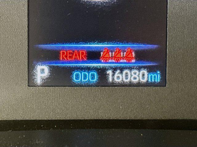 Photo of 2024 Classic Silver Metallic Toyota Corolla