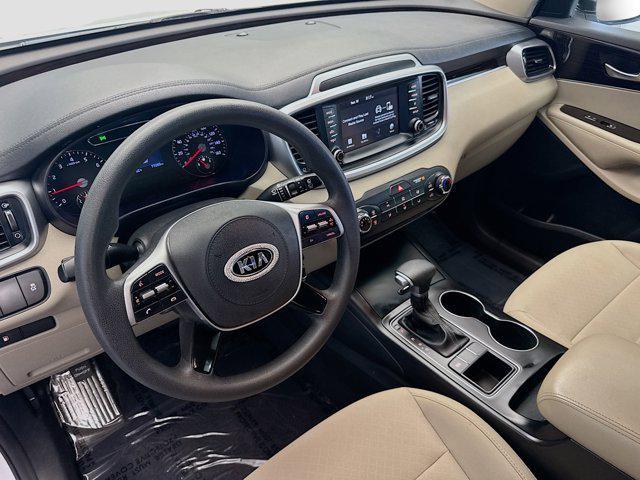 Photo of 2020 Snow White Pearl Kia Sorento
