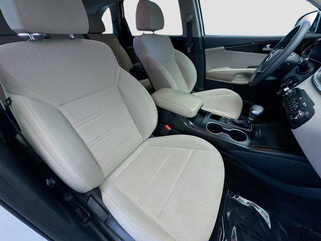 Photo of 2020 Snow White Pearl Kia Sorento