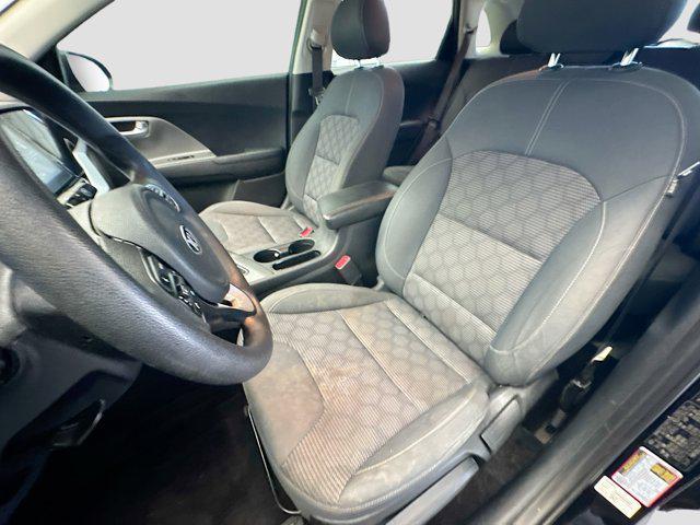 Photo of 2021 Aurora Black Pearl Kia Niro