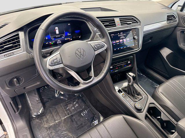 Photo of 2024 Pure White Volkswagen Tiguan