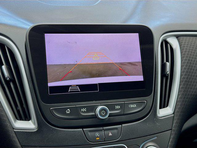 Photo of 2024 Summit White Chevrolet Malibu