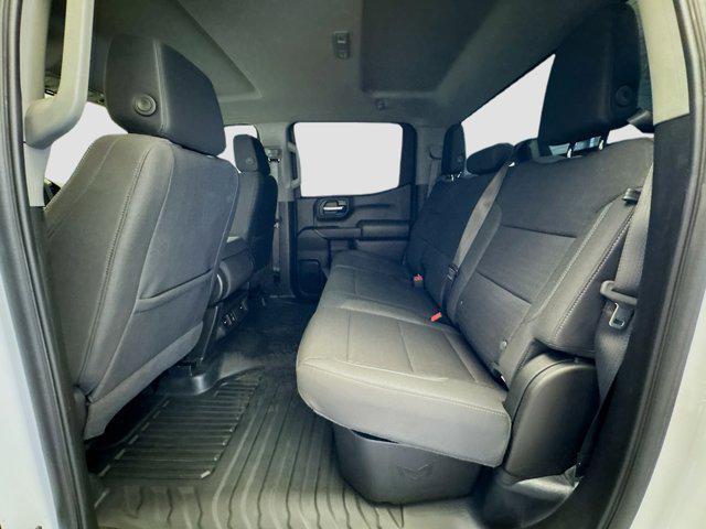 Photo of 2024 Summit White GMC Sierra 1500