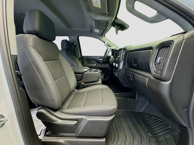 Photo of 2024 Summit White GMC Sierra 1500