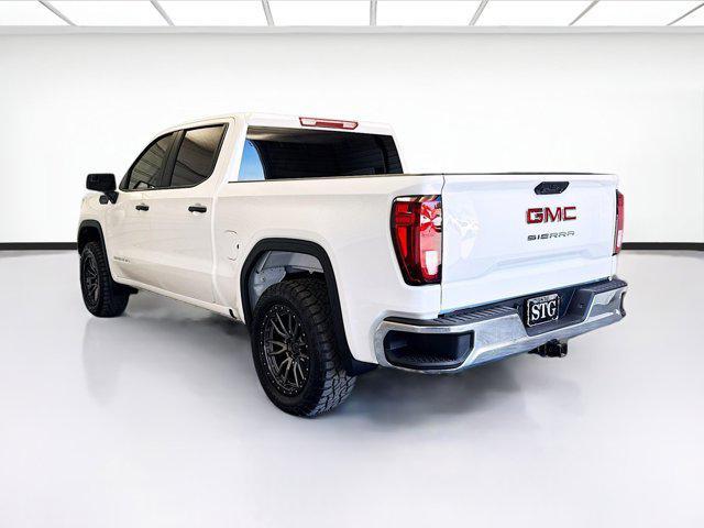 Photo of 2024 Summit White GMC Sierra 1500