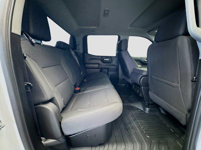 Photo of 2024 Summit White GMC Sierra 1500