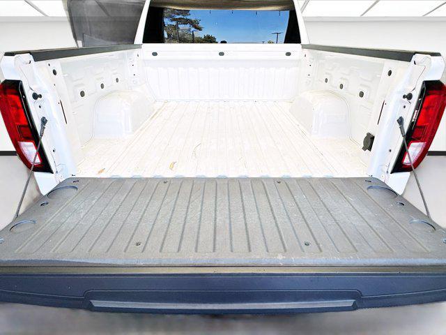 Photo of 2024 Summit White GMC Sierra 1500
