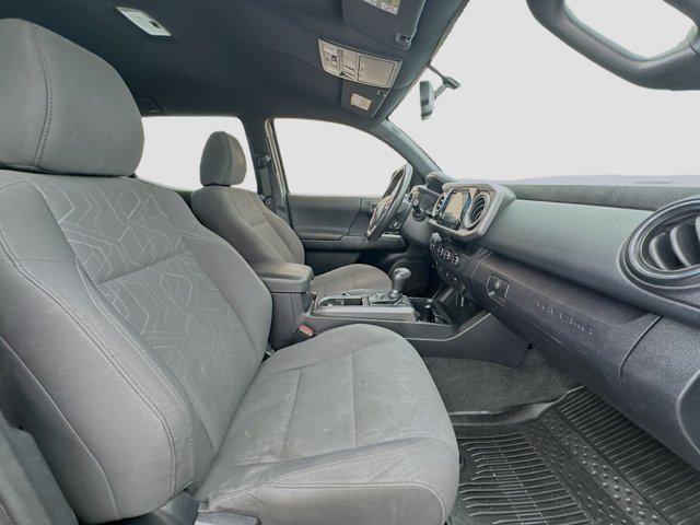 Photo of 2016 Magnetic Gray Metallic Toyota Tacoma