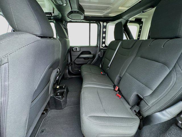 Photo of 2019 Granite Crystal Metallic Clearcoat Jeep Wrangler Unlimited