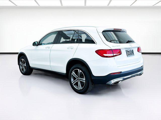 Photo of 2019 White Mercedes-Benz GLC 300