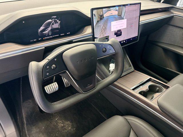 Photo of 2025 Solid Black Tesla Model X