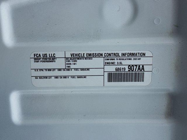 Photo of 2023 Bright White Clearcoat Jeep Grand Cherokee L