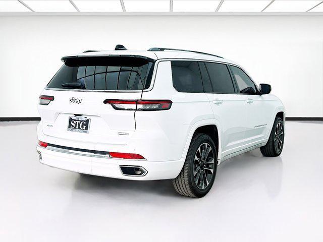 Photo of 2023 Bright White Clearcoat Jeep Grand Cherokee L