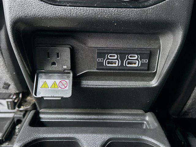 Photo of 2023 Bright White Clearcoat Jeep Grand Cherokee L