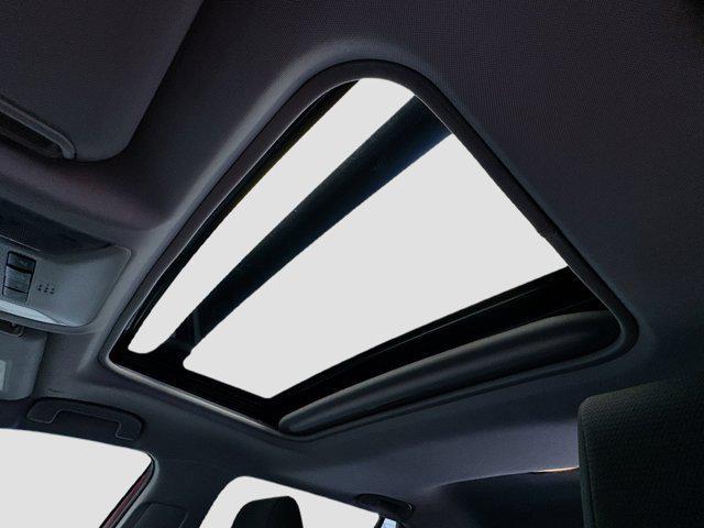 Photo of 2019 Ruby Flare Pearl Toyota RAV4 Hybrid