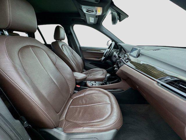 Photo of 2018 Mineral White Metallic BMW X1