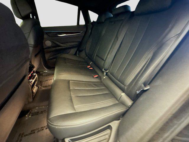 Photo of 2018 Black Sapphire Metallic BMW X6
