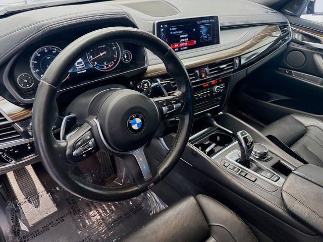Photo of 2018 Black Sapphire Metallic BMW X6