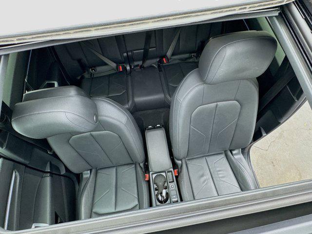 Photo of 2021 Navarra Blue Metallic Audi Q3
