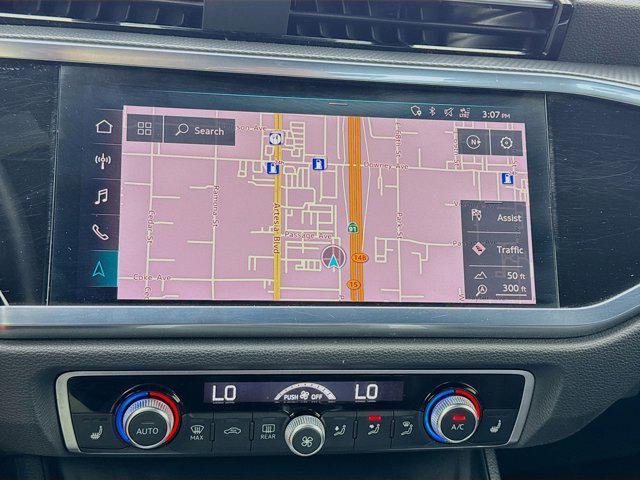 Photo of 2021 Navarra Blue Metallic Audi Q3
