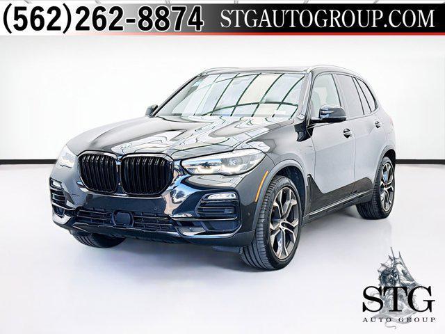Photo of 2021 Black Sapphire Metallic BMW X5