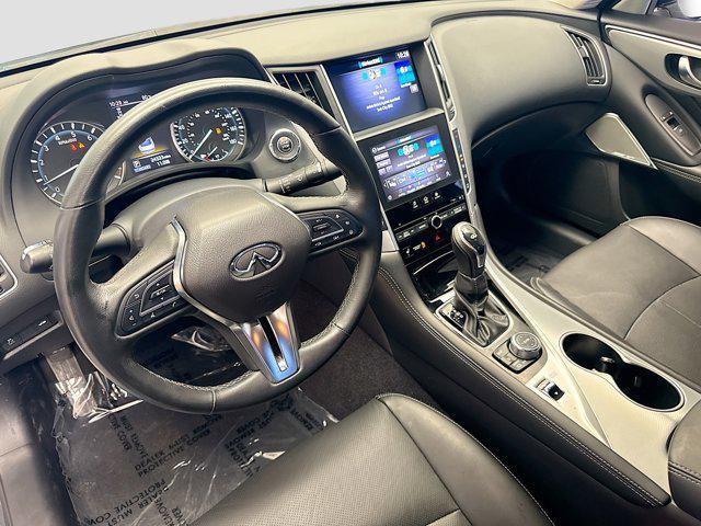 Photo of 2022 Pure White INFINITI Q50