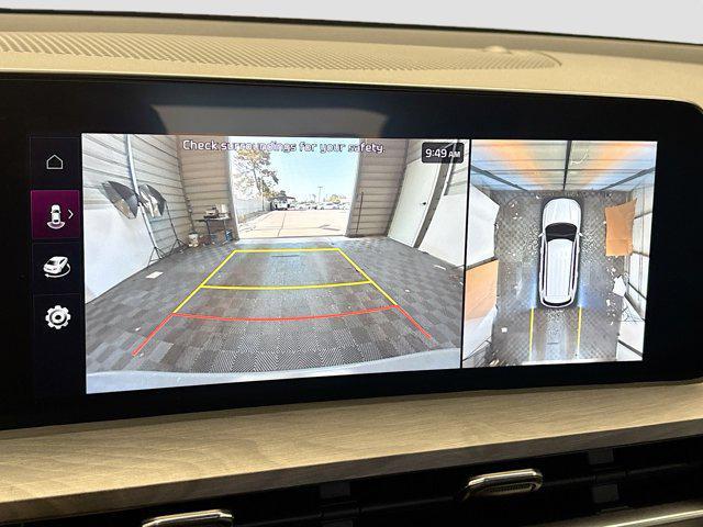 Photo of 2024 Wolf Gray Kia Telluride