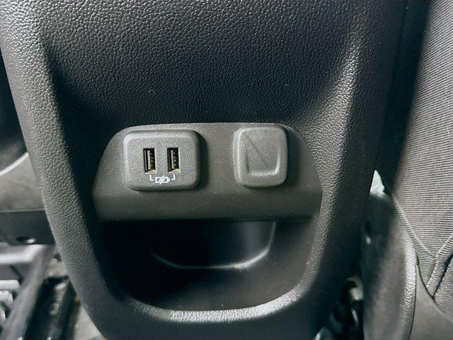 Photo of 2019 Silver Ice Metallic Chevrolet Colorado